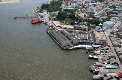 Pasar-Payang-and-jetty-to-islands